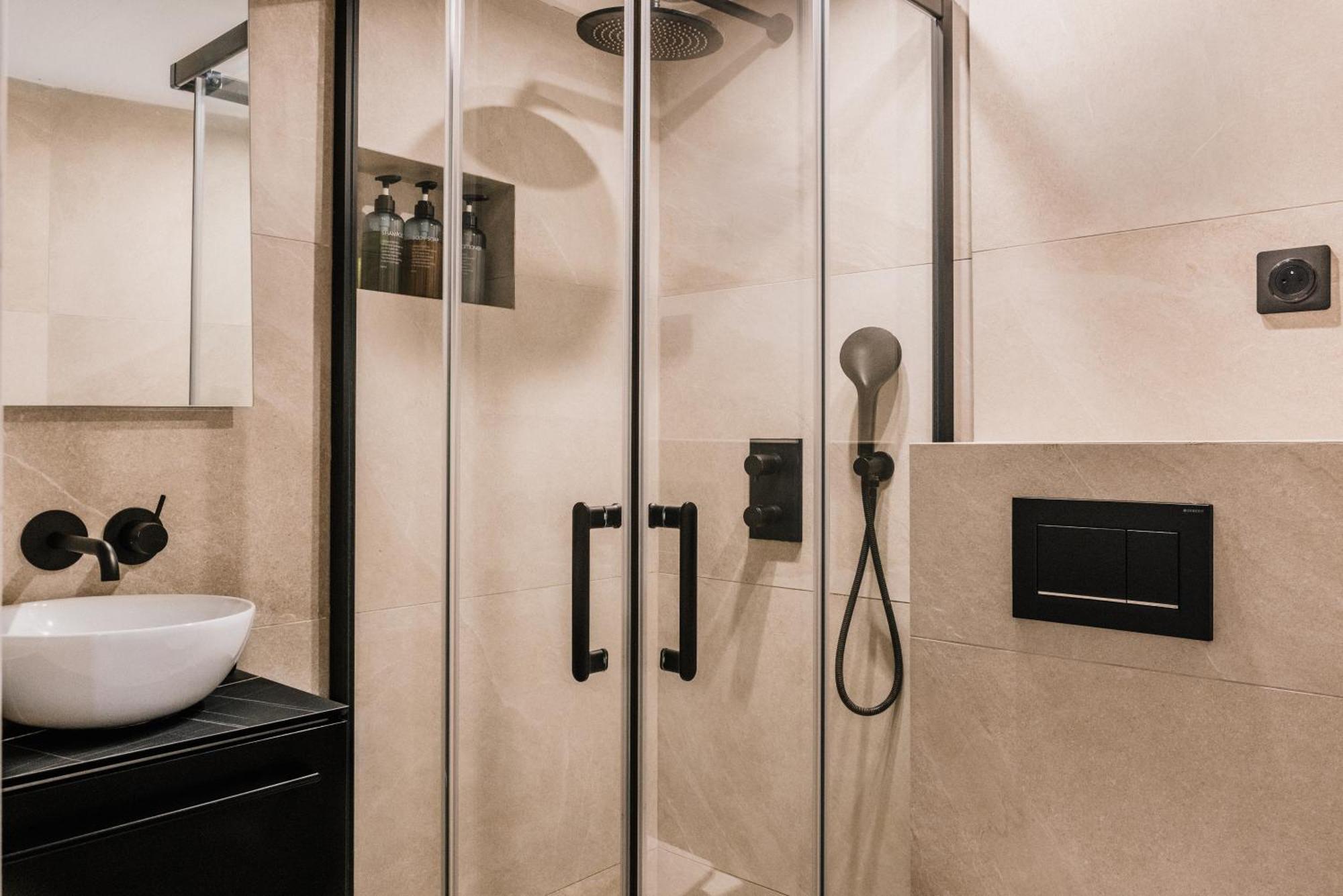Apartment Cosy Inside Batignolles - L60 Paris